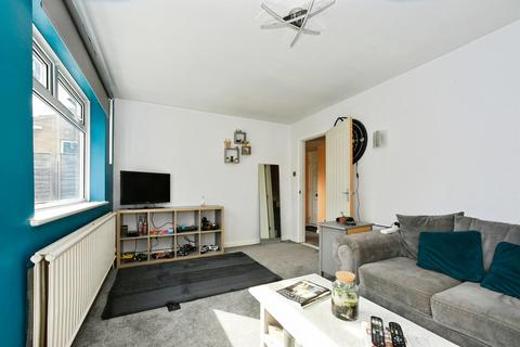 3 bedroom semi-detached house for sale, Harrow Close, SWINDON