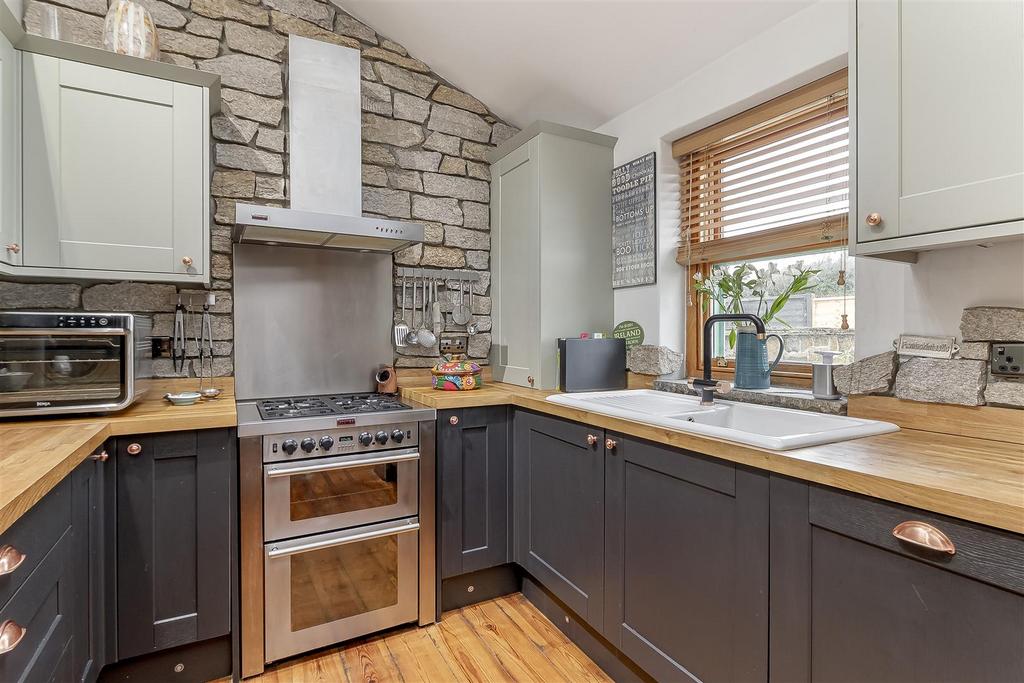 Kitchen - D.jpg