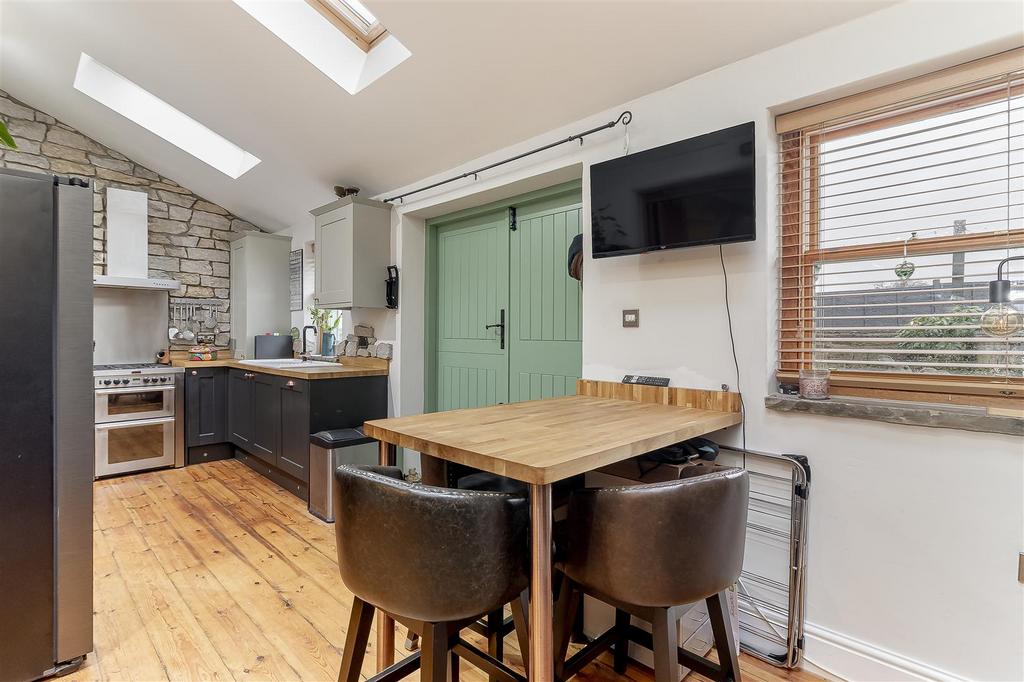 Kitchen - A.jpg