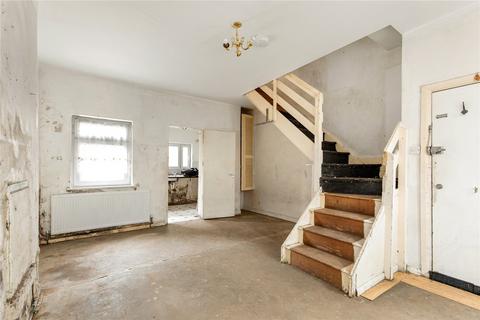 2 bedroom terraced house for sale, Grove Park Road, London, N15