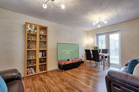 undefined, College Way, Grays RM16