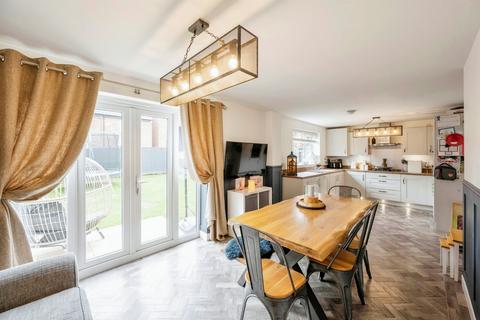 undefined, Heatherfields Crescent, New Rossington, Doncaster