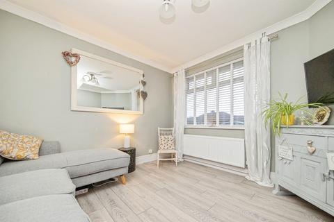 2 bedroom semi-detached bungalow for sale, Dove Crescent, Harwich