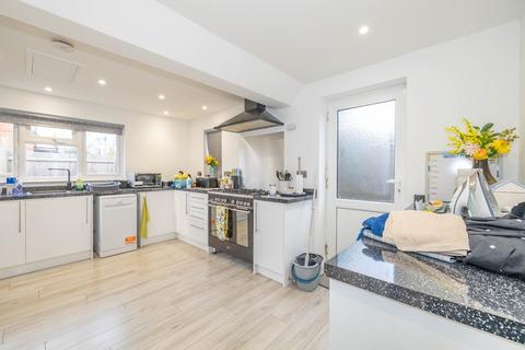 3 bedroom bungalow for sale, Nettlefield, Kennington, Ashford, Kent, TN24