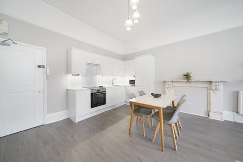 Studio to rent,  Pembridge Square, London W2