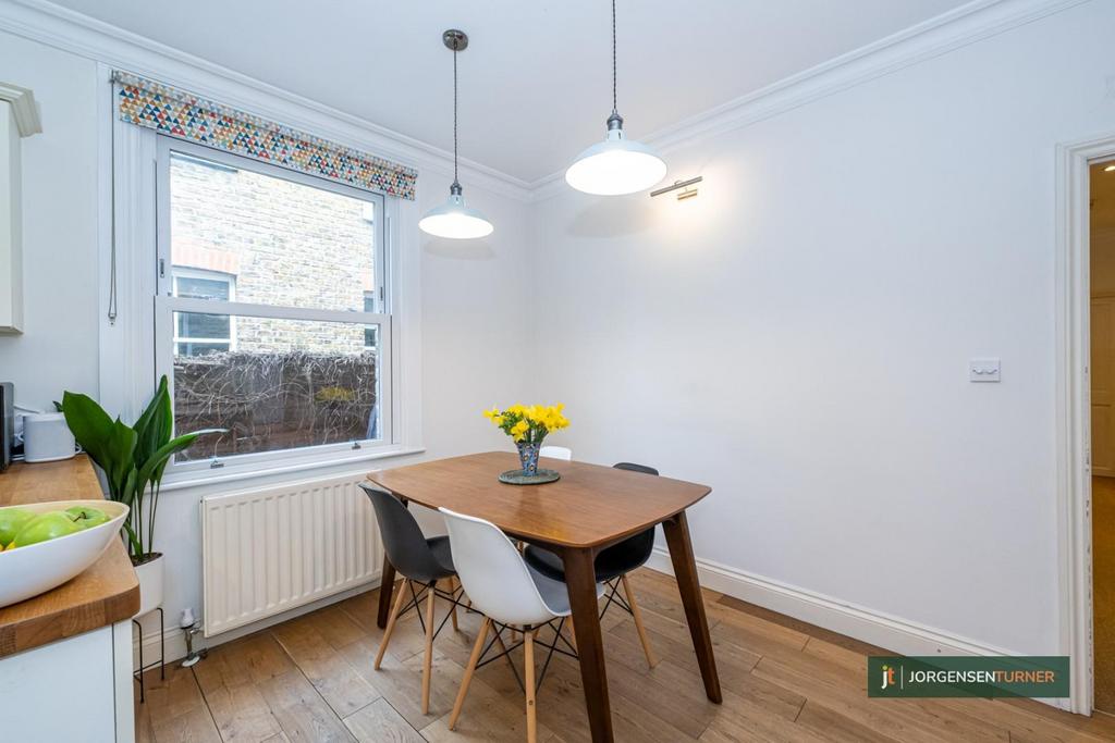 Dining Area .jpg
