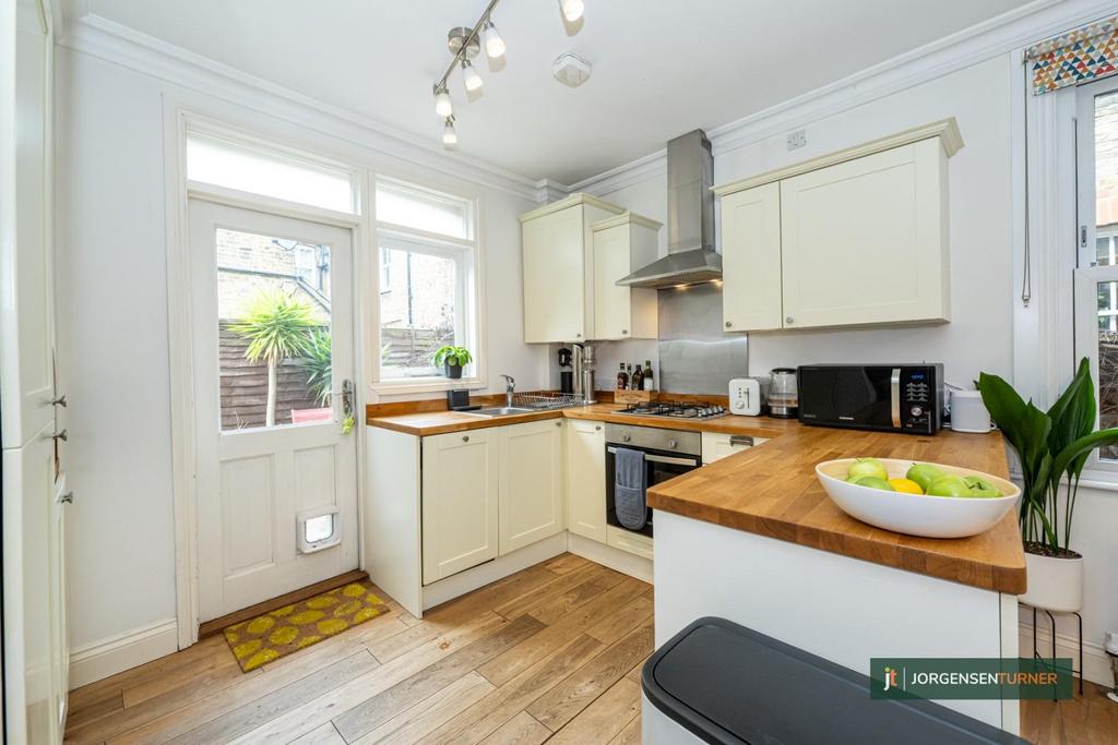 Kitchen .jpg