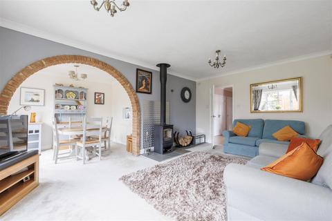 3 bedroom detached bungalow for sale, New Road, Great Yarmouth NR31