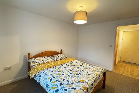 1 bedroom ground floor flat for sale, Kerr Place, AYLESBURY