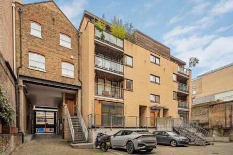 undefined, Kingsland Road, London, E8