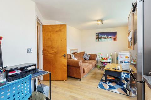 1 bedroom ground floor flat for sale, Kerr Place, Aylesbury