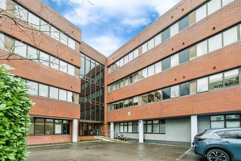 1 bedroom flat for sale, Walton Street, Aylesbury
