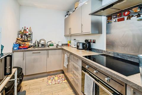 1 bedroom flat for sale, Walton Street, Aylesbury