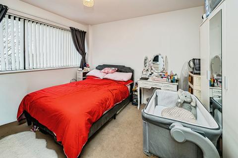 1 bedroom flat for sale, Walton Street, Aylesbury