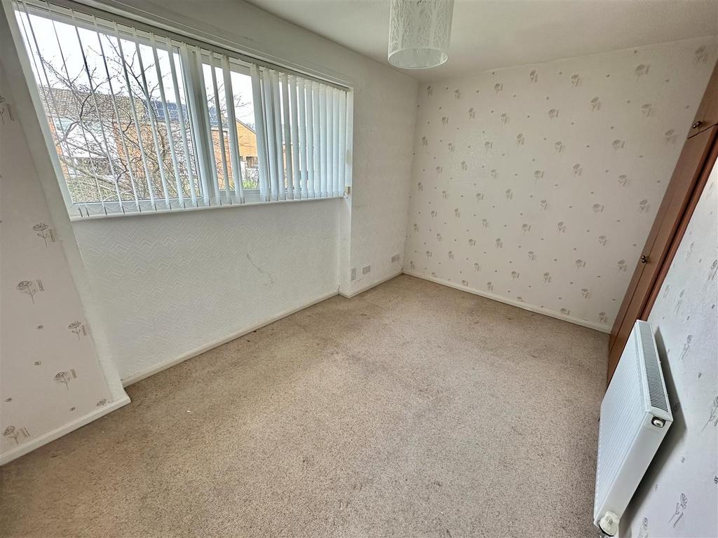 Bramleys Estate Agents - Water Royd Crescent - Mir