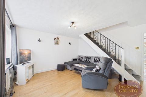 3 bedroom terraced house for sale, Bowthorpe Close, Northampton, NN3 3EJ