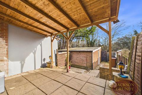 3 bedroom terraced house for sale, Bowthorpe Close, Northampton, NN3 3EJ