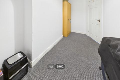 undefined, 61, Airedale Road, Castleford, WF10 3EE