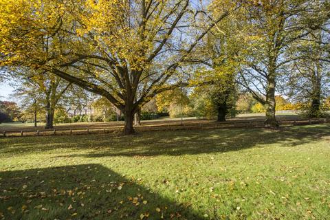 undefined, Norris Close London Colney AL2