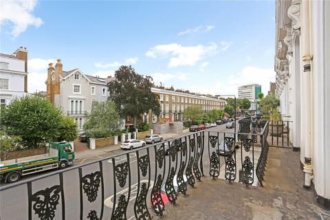 Studio to rent, Kensington Park Road, London W11