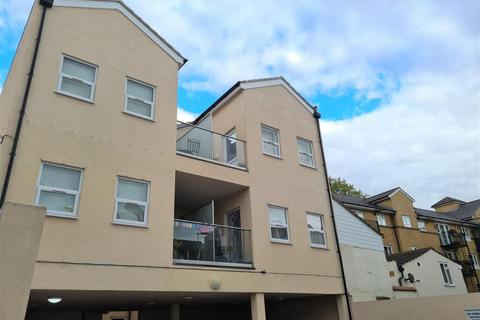2 bedroom flat for sale, Artillery Road, Aldershot, GU11