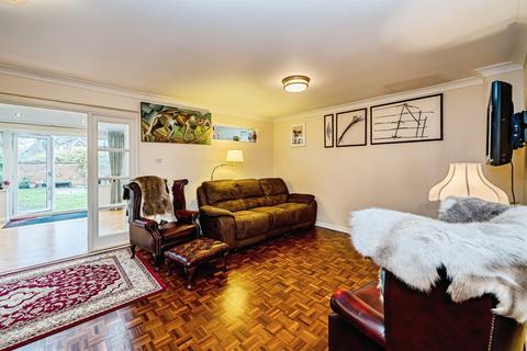 undefined, Chalgrove End, Stoke Mandeville, Aylesbury