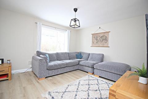 3 bedroom semi-detached house for sale, Pelaw Avenue, Chester Le Street