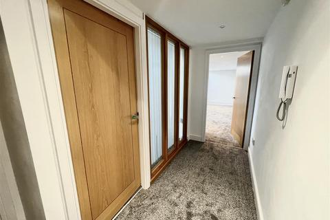 2 bedroom apartment to rent, 123-129 Lark Lane, Liverpool