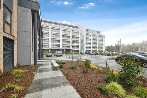Edinburgh Gate, Harlow