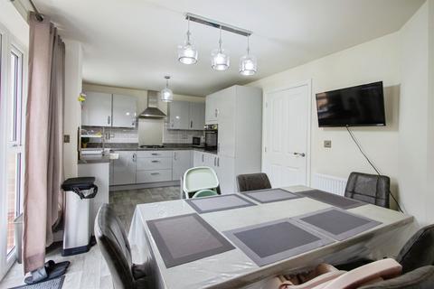 4 bedroom detached house for sale, Paddock Rise, East Ardsley, Wakefield