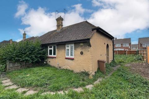2 bedroom bungalow for sale, 191 Maiden Lane, Crayford, Dartford, Kent, DA1 4PT