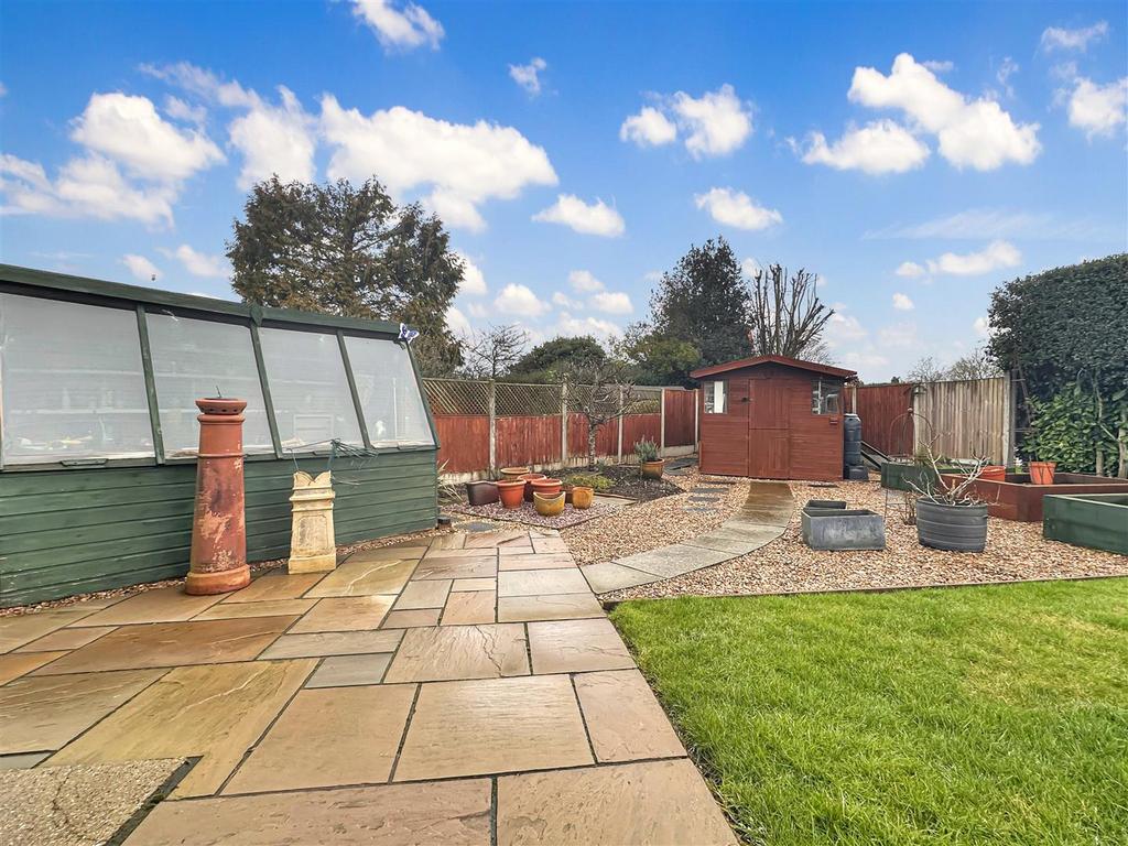 Paved Seating Area & Vegetable Garden 083