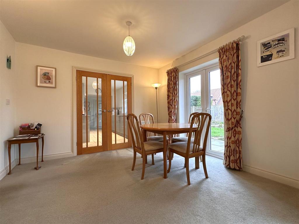 Dining Room 140