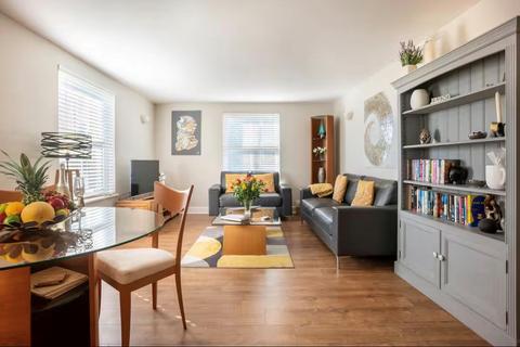 undefined, Flagstaff Court, CANTERBURY