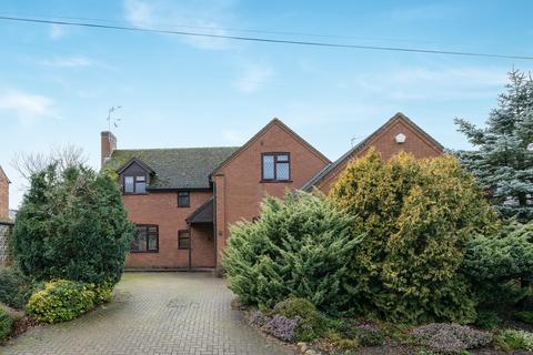 4 bedroom detached house for sale, Main Street, Kirby Bellars LE14