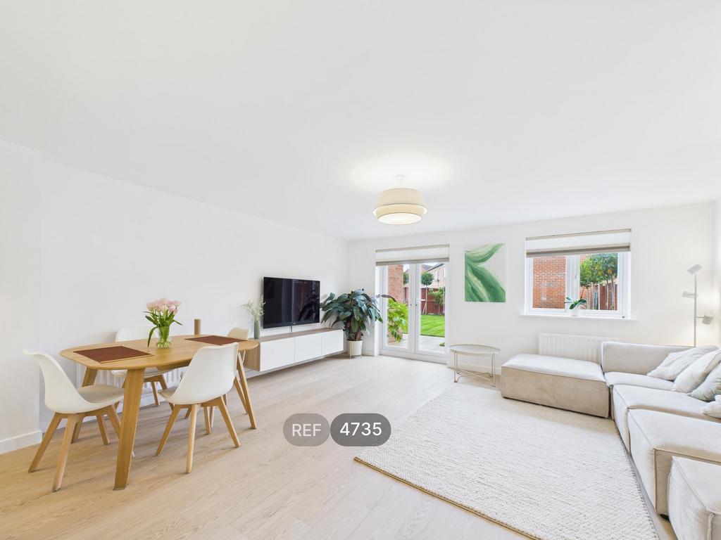 Living/Dining room