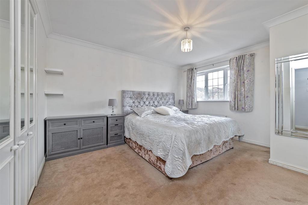 35 Wynches Farm Drive-36.jpg