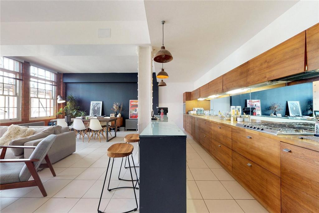 Kitchen/Reception