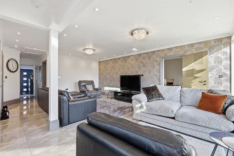 3 bedroom detached bungalow for sale, Watford Road, St. Albans