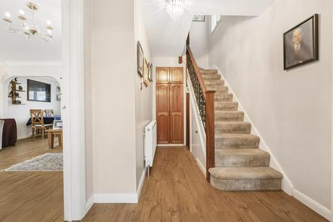 undefined, Laburnum Close, Marlow