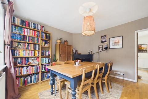 undefined, Kentwood Hill, Tilehurst, Reading, RG31