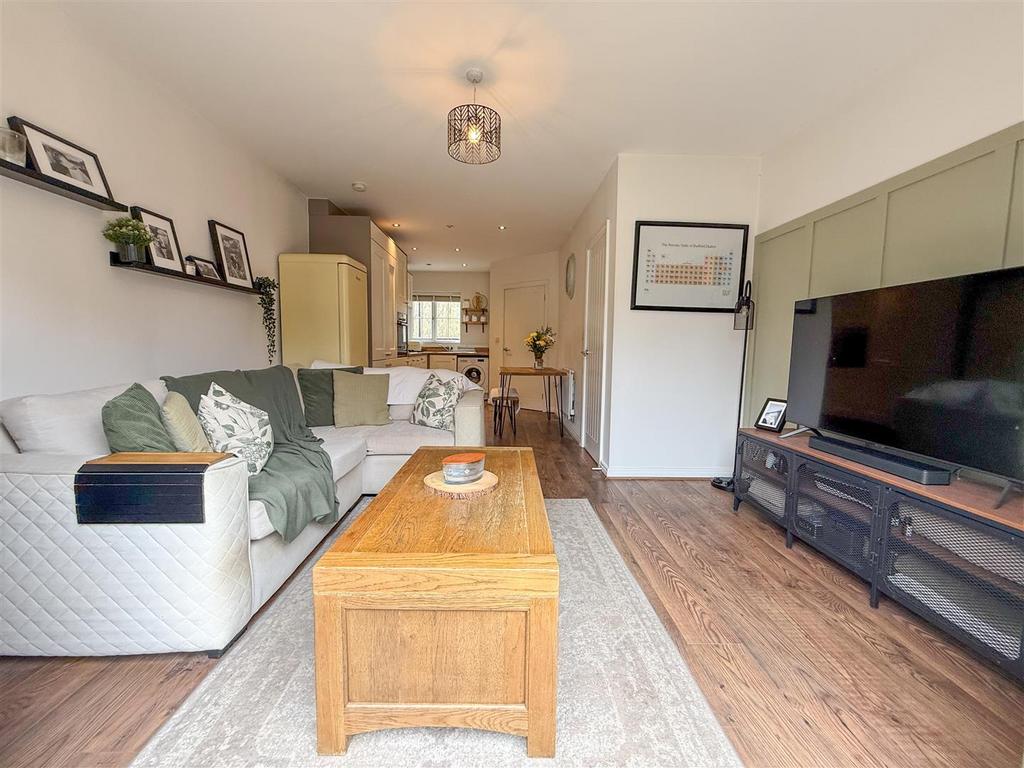 Open plan kitchen, dining and living room