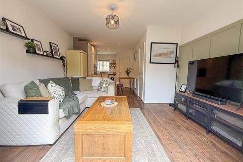 2 bedroom semi-detached house for sale, Samuel Fox Avenue, Deepcar, S36