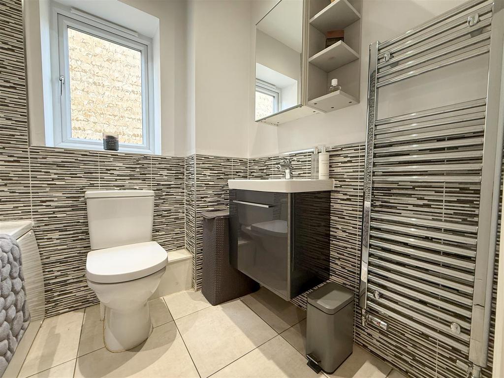 Family bathroom