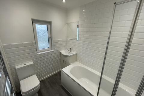 undefined, Heol Catwg, Neath