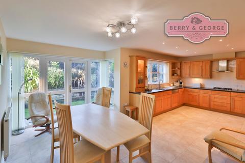 5 bedroom detached house for sale, Gwynant, Old Colwyn LL29