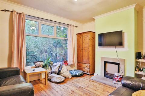 undefined, Springbank Crescent, Leeds