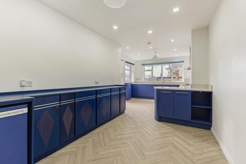 5 bedroom house to rent, Hayes Way Beckenham BR3