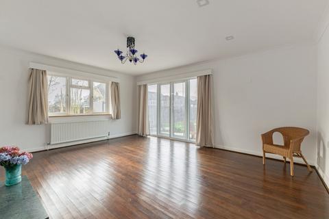5 bedroom house to rent, Hayes Way Beckenham BR3