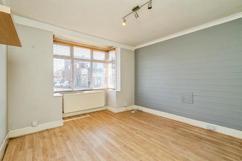 3 bedroom end of terrace house for sale, Lowestoft Road, Gorleston, Great Yarmouth